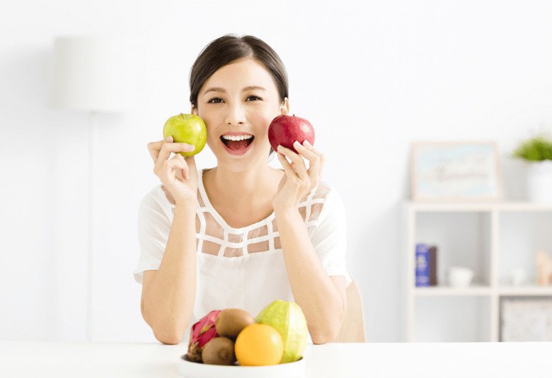 Hoa quả dù bổ dưỡng nhưng nên ăn vừa phải, không nên lạm dụng. (Ảnh minh họa)