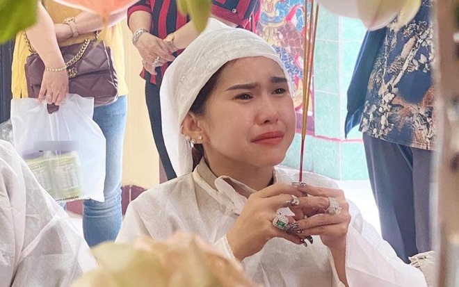 Sao Việt 24h: Lộ clip NSND Công Lý tập đi vô cùng khó khăn, nhìn thôi cũng xót xa - 9