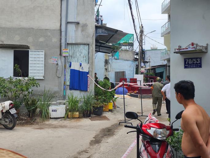 Gã trai hung tợn trong ngôi nhà có thi thể người mẹ không nguyên vẹn-2