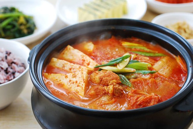 Món ăn nhiều lợi khuẩn hơn sữa chua, có thể giúp quốc gia này vượt mặt Nhật Bản về tuổi thọ nhưng lại có tiếng xấu đáng sợ - 4