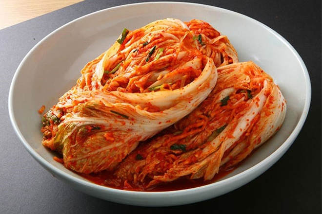 Món ăn nhiều lợi khuẩn hơn sữa chua, có thể giúp quốc gia này vượt mặt Nhật Bản về tuổi thọ nhưng lại có tiếng xấu đáng sợ - 3