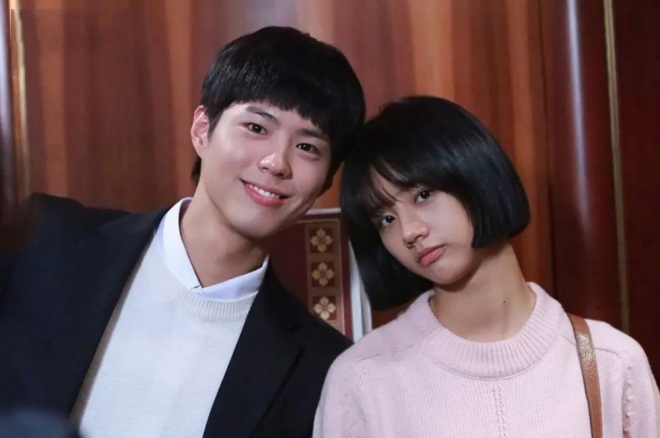 Park Bo Gum có nụ hôn đầu dành cho bạn diễn thân thiết Hyeri.