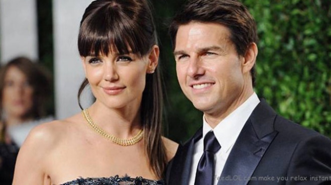 Cuộc hôn địa ngục với Tom thực sự khiến cho Katie bị bế tắc và quyết đưa con gái rời đi.