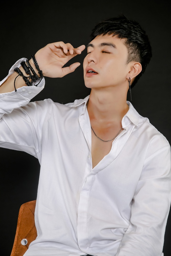 amp;#34;Chủ tịch ngoại tình với bạn thân của vợamp;#34;: Quá khứ cơ cực, là tình tin đồn của Khả Như - 13
