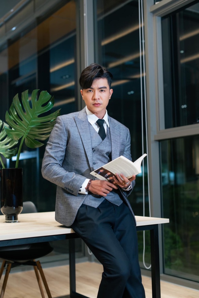 amp;#34;Chủ tịch ngoại tình với bạn thân của vợamp;#34;: Quá khứ cơ cực, là tình tin đồn của Khả Như - 14