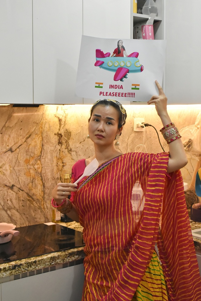 Sao Việt 24h: Võ Hạ Trâm cùng con gái lai làm mọi amp;#34;thủ đoạnamp;#34; để được chồng Ấn Độ cho 5 tỷ, dân mạng cười xỉu - 2