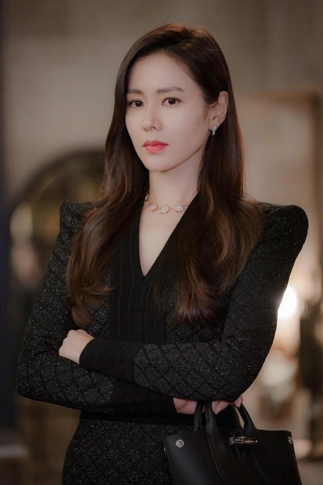 Son Ye Jin thực sự là người mạnh mẽ và giữ chữ tín.
