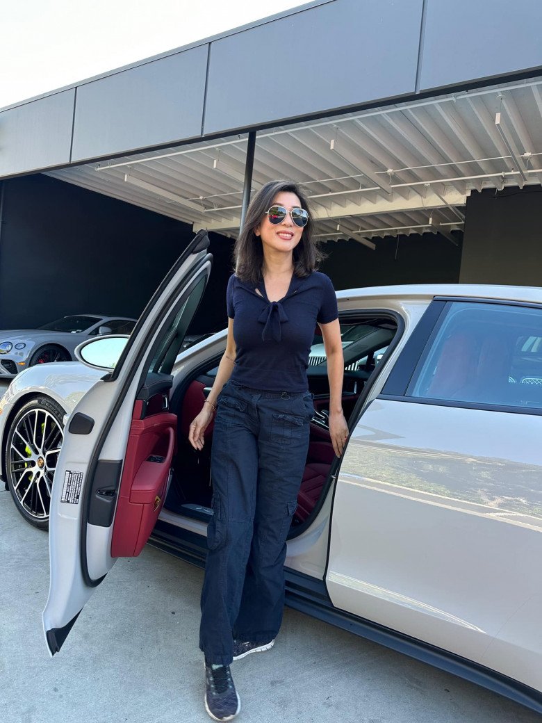 Cô từng là một luật sư nhưng cảm thấy stress và chuyển nghề.