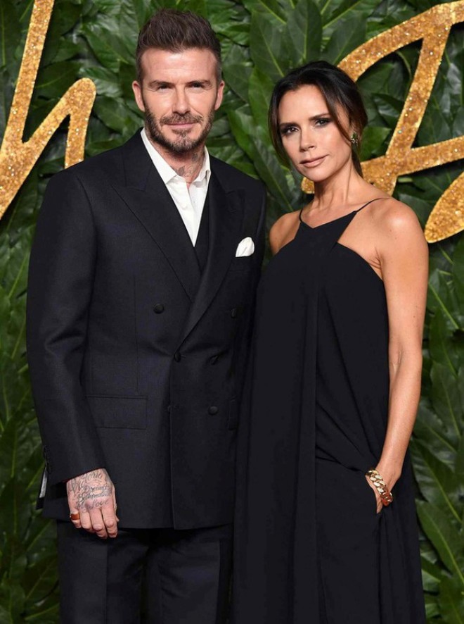 Chuyện vợ chồng của Beckham khiến khán giả thích thú.