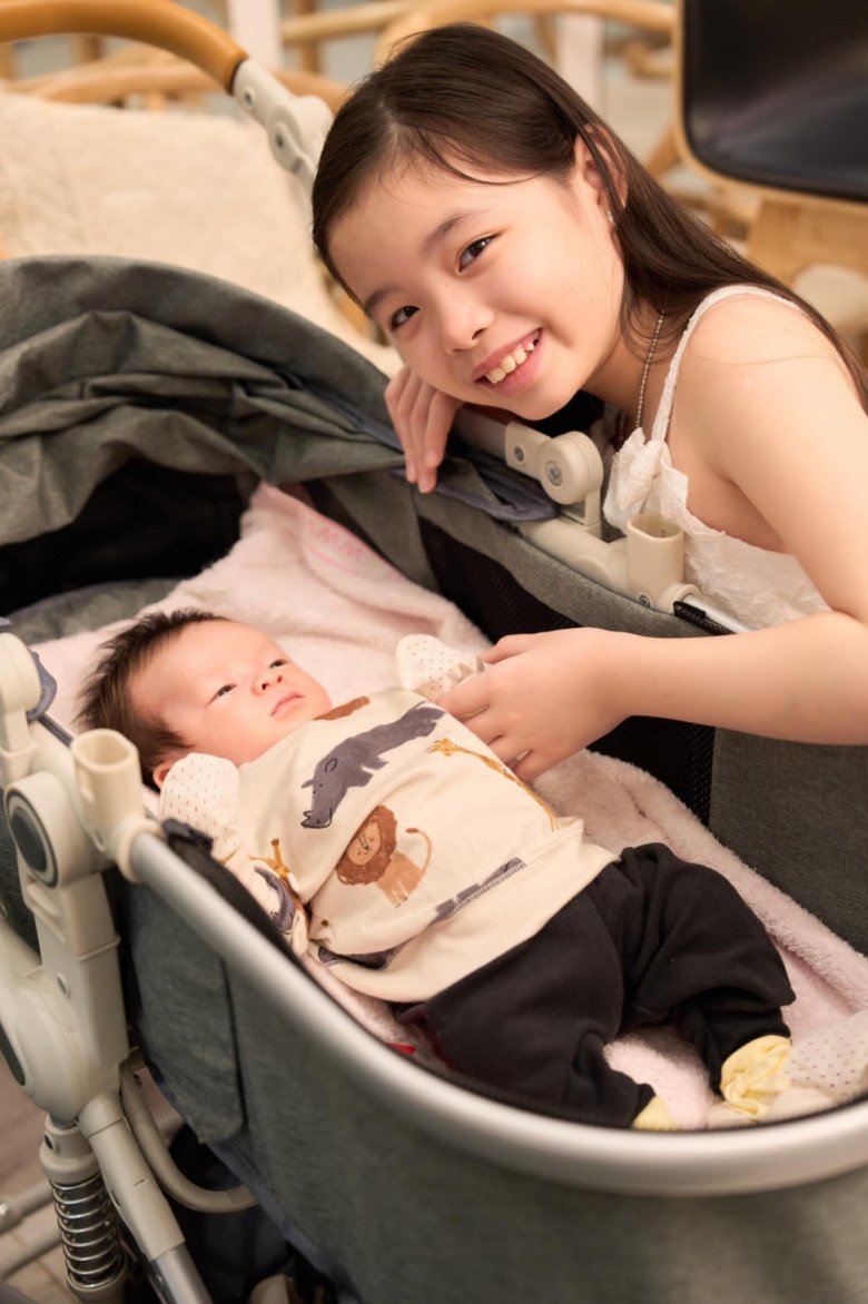 Cặp đôi đón con thứ 2 nhờ phương pháp IVF.