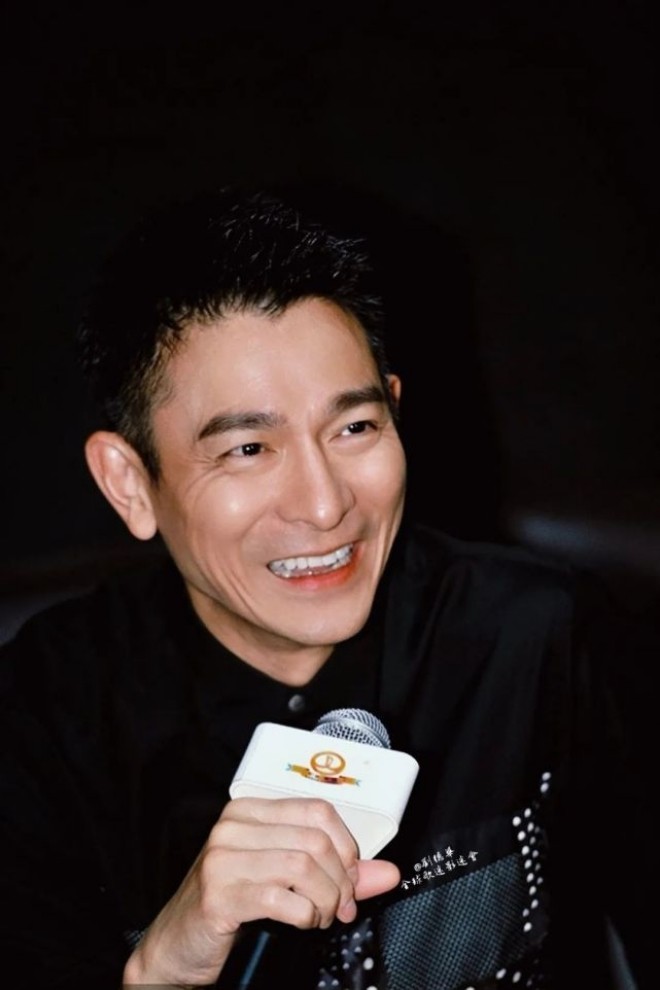 Lưu Đức Hoa kể chuyện hai vợ chồng ông không hề nhượng bộ nhau.