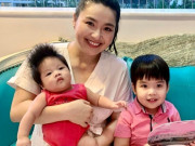 Làm mẹ - Lê Khánh 40 tuổi sinh con, chăm cực đến vừa ôm con vừa ngất xỉu, giờ cả hai con y đúc bố