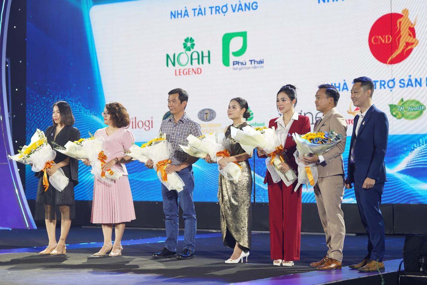 Trấn Thành, Tóc Tiên, Trung Quân Idol khuấy động Gala Dấu Ấn Hội Tụ - Vượt Sóng Ra Khơi cùng Droppii - 6