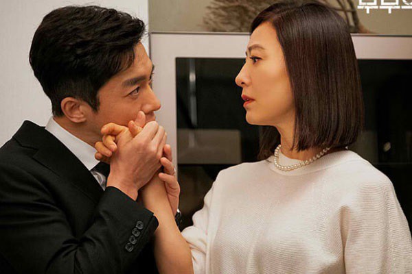 Tôi đã hơn 40 tuổi mà xa chồng vẫn amp;#34;nhớ hơiamp;#34; thì có bất thường? Chuyên gia lý giải vì sao hôn nhân cần tình dục - 2