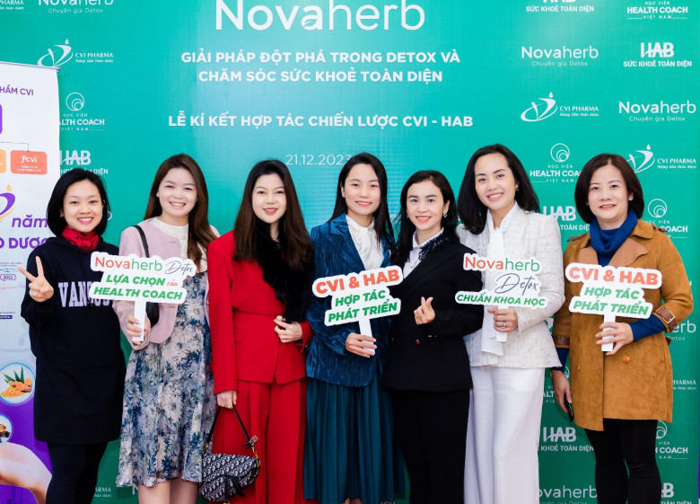 Lễ ra mắt thương hiệu NovaHerb nhận được sự quan tâm của nhiều Health Coach