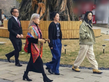 Ngôi sao 24/7: Nổi tiếng ở Hàn bị ghẻ lạnh tại quê nhà, sao nữ đi sự kiện trông lủi thủi đáng thương