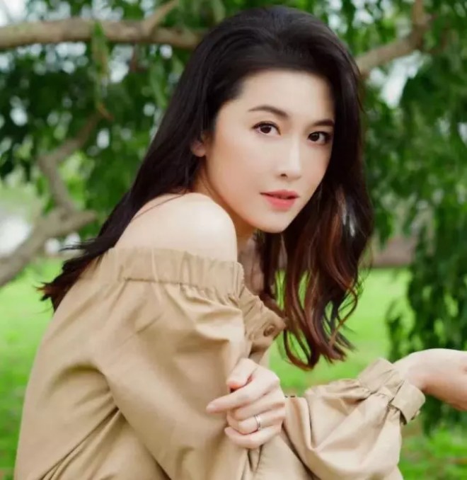 Châu Lệ Kỳ từng là đại mỹ nữ có nhan sắc có diễn xuất, được báo chí ca ngợi.