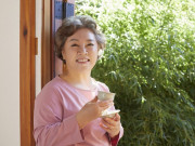 Sức khỏe - Người phụ nữ ở Sài Gòn chiến thắng ung thư vú nhờ giữ một thói quen suốt 12 năm