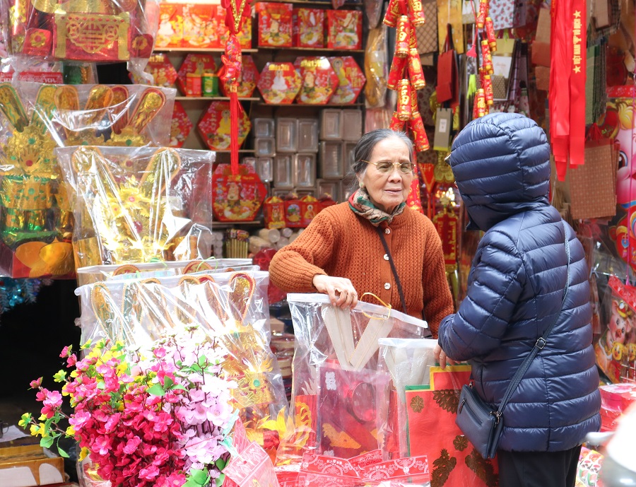 Chuẩn bị đồ cúng Tết từ sớm giúp chu đáo, tránh thiếu sót cập rập