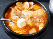 Bếp Eva - Canh kim thịt bò nấu kiểu thập cẩm nóng hổi, cay nhẹ thơm ngon xì xụp mùa đông thật thích