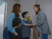 Nhờ chồng cũ chăm con vài ngày, khi đón con về chị anh nói một câu mà tôi ngỡ ngàng