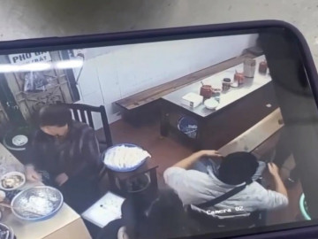 TikToker tố bị đuổi khỏi quán vì ngồi xe lăn: Hình ảnh trích xuất từ camera