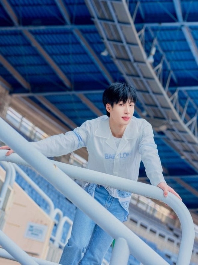 Ahn Domo giả vờ bị thiểu năng để trốn nghĩa vụ.