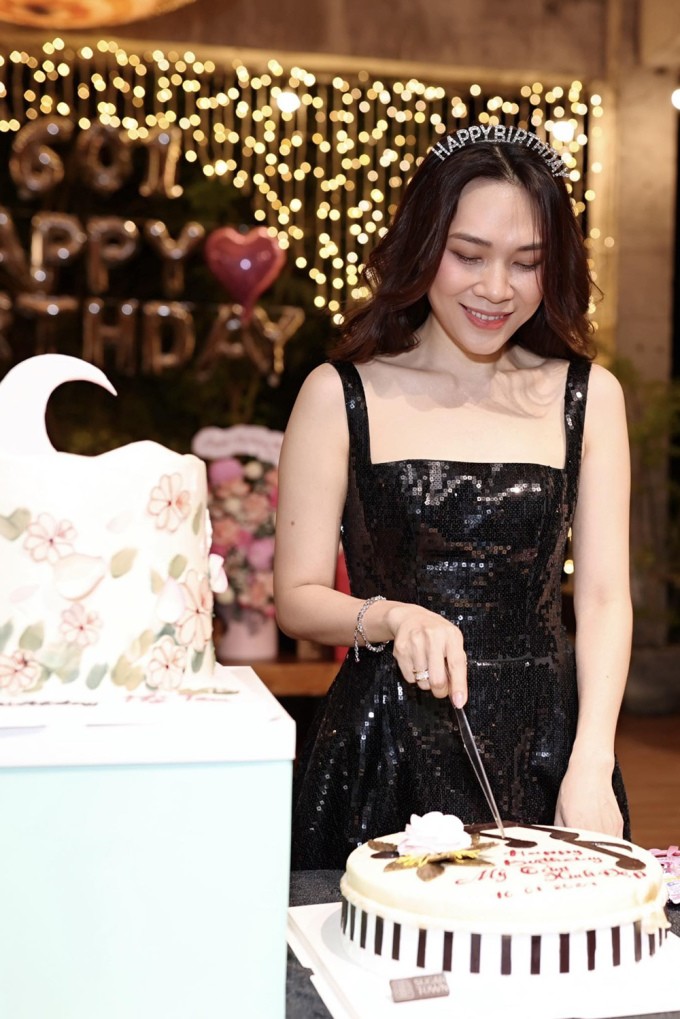 Sao Việt 24h: Con trai Thu Quỳnh hỏi amp;#34;Vì sao bố mẹ không ở với nhau?amp;#34;, câu trả lời của nữ diễn viên khiến mọi người bất ngờ - 4