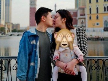 Chồng chủ tịch của Đỗ Mỹ Linh lần đầu khoe ảnh con gái, chớp khoảnh khắc khóa môi vợ Hoa hậu ở trời Tây