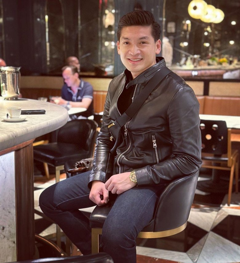 Chàng CEO amp;#34;cực phẩmamp;#34; yêu Thái Công: Vẫn điển trai ngời ngời như ngày lên Người Ấy Là Ai, tình 10 năm càng nồng thắm - 14