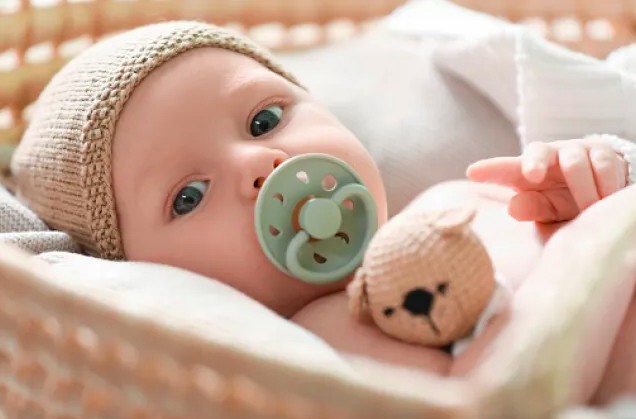 Người vợ muốn đặt tên con theo tên của người bạn thân quá cố. (Ảnh minh họa)