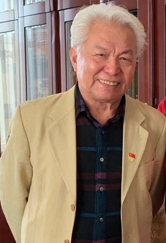 Nhà làm phim Hoàng Kiện Trung bị ảnh hưởng không nhỏ từ bê bối của nữ diễn viên.