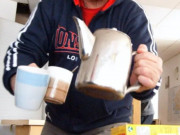 Tin tức - Người đàn ông nghèo trúng số, bỗng dưng có 155 tỷ nhưng không giúp đỡ gia đình, 3 năm sau nhận cái kết không ngờ