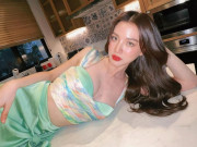 Ngọc nữ xứ Chùa vàng diện áo o ép đường cong, khó tìm ra khuyết điểm