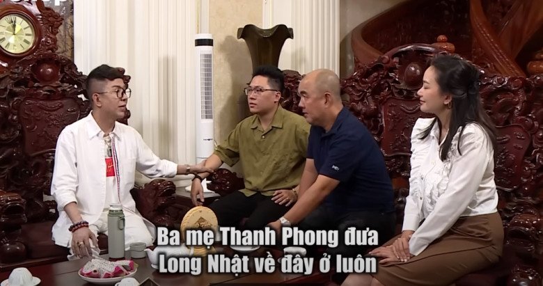 Sự thật, ngôi nhà ở Sài Gòn nam ca sĩ đang sống là của người anh em thân thiết.