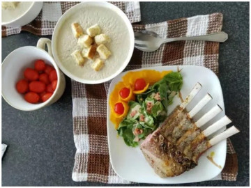 Mẹ bầu khoe những bữa ăn tự nấu, nhìn thực đơn đa dạng và nhiều màu sắc ai cũng mê