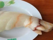 Tin tức - Đi đào măng nhặt được "chiếc chân giò lợn" trên núi, người đàn ông ngỡ ngàng khi đem đi thẩm định
