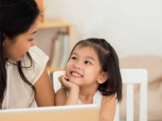 Làm mẹ - Muốn trẻ lớn lên thành công, phụ huynh không bao giờ nói với con 4 câu này khi chúng ham mê thiết bị thông minh