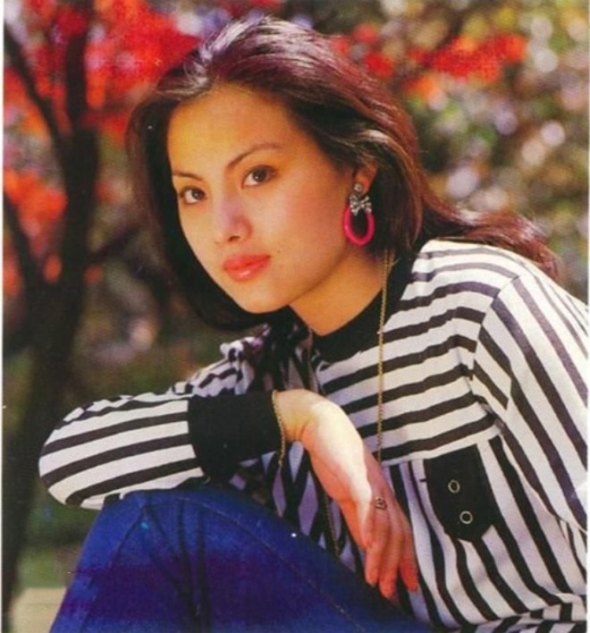 Cuộc đời đệ nhất mỹ nhân Hồng Lâu Mộng: Đau đớn vì biết bạn trai có vợ, mưu sinh bằng phim nóng - 5