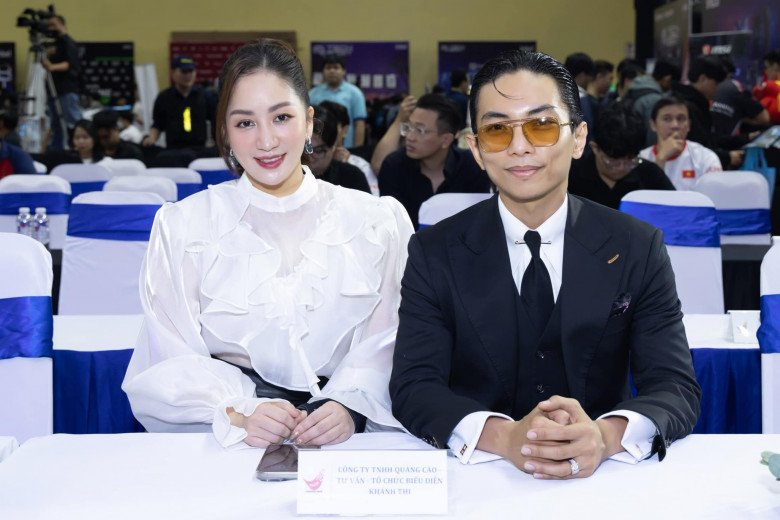 Sao Việt 24h: Bị nói ăn chặn tiền từ thiện trốn sang Mỹ, Trang Trần khoe amp;#34;nhẹamp;#34; sổ tiết kiệm vài tỷ gây trầm trồ - 8