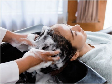 Vì sao mẹ bầu không nên nằm ngửa khi gội đầu, nếu cố tình dễ dẫn đến rủi ro không lường được