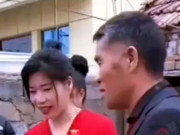 Tin tức - Người đàn ông 50 tuổi cưới gái tân kém 20 tuổi, mọi người đoán già đoán non rồi bất ngờ khi chứng kiến gia cảnh của nhà trai
