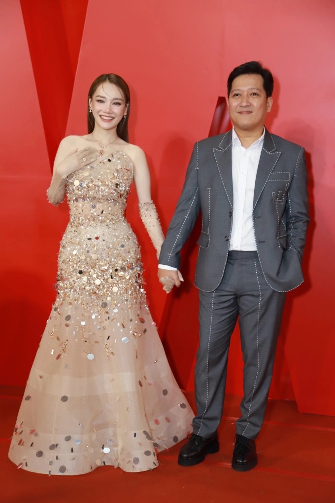 Trường Giang bị chê kém duyên vì màn phát biểu trao giải cho MCK.