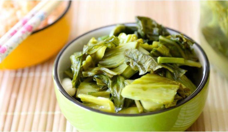 Dưa mới muối ăn rất nguy hiểm cho sức khỏe, mọi người tuyệt đối không ăn loại dưa này. Ảnh minh họa.