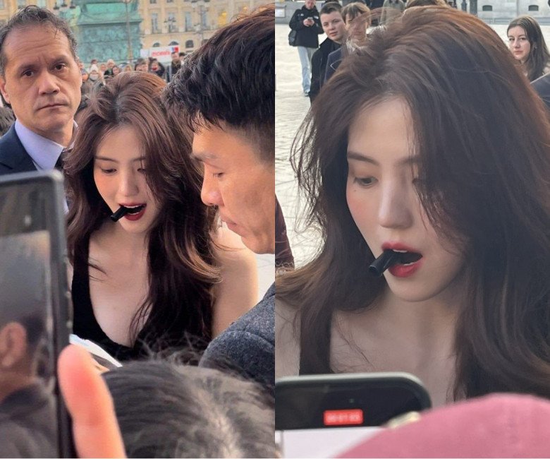 Người đã thổi bùng xu hướng son môi này có lẽ là Han So Hee. Cô xuất hiện tại sự kiện show Dior Xuân Hè 2024-2025 và khiến cả thế giới bàn luận xôn xao với những khoảnh khắc cắn bút kí qua cam thường này.