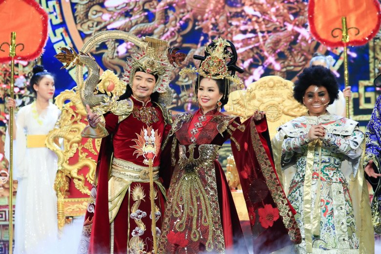 Đàm Vĩnh Hưng không còn làm Ngọc Hoàng, sánh đôi cùng Cẩm Ly như mọi năm.