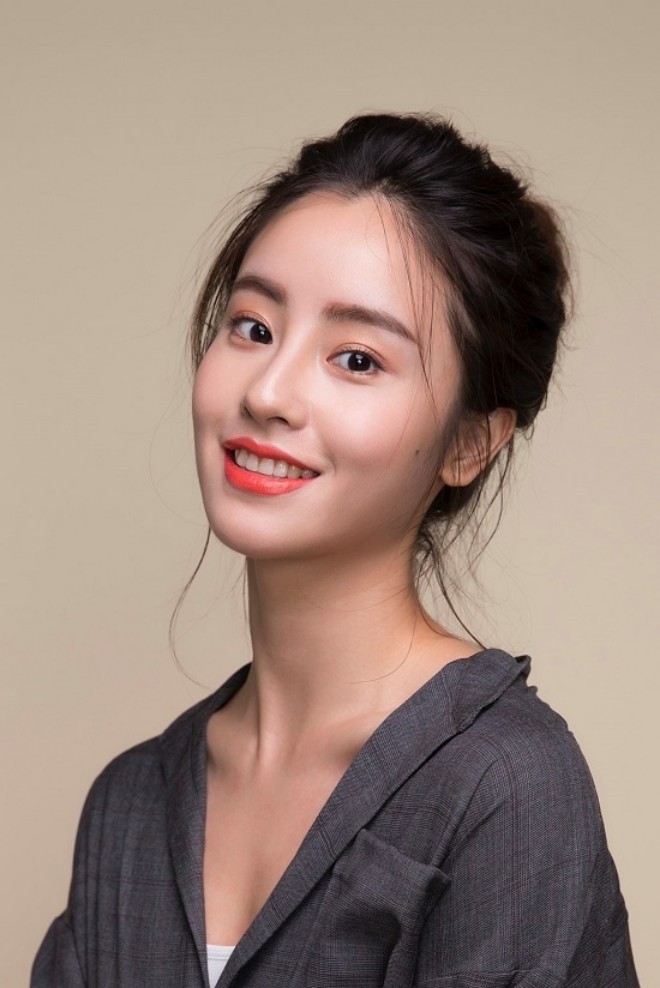 Nhiều người hi vọng cô gái trẻ có thể tỏa sáng hơn trong thời gian tới.