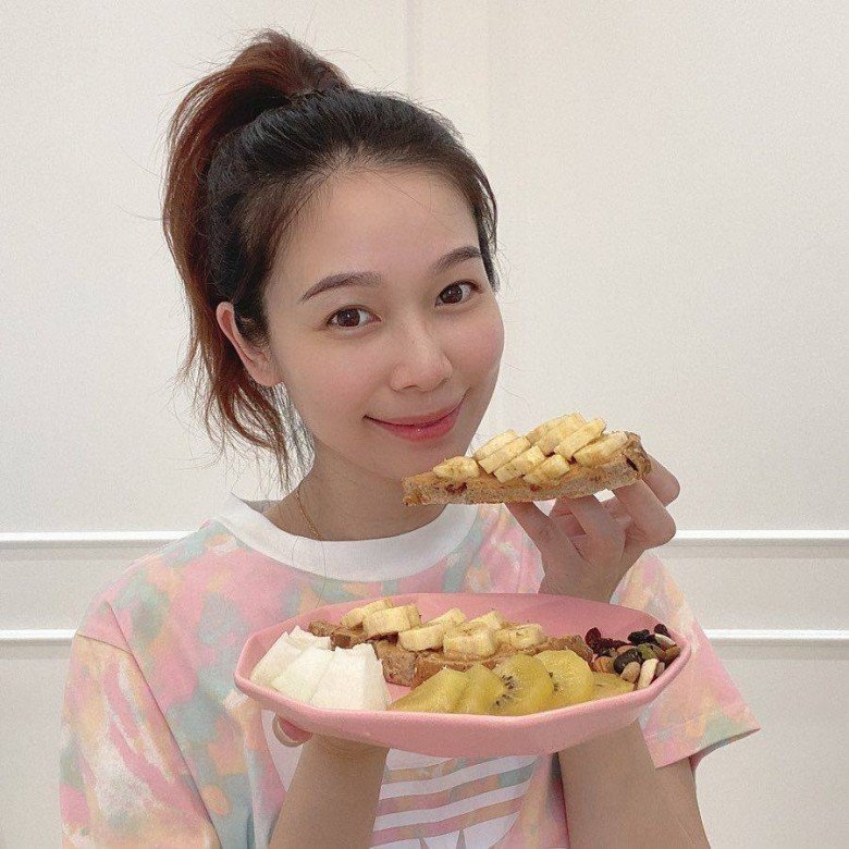 Dương Tú Huy rất chú trọng đến bữa sáng.