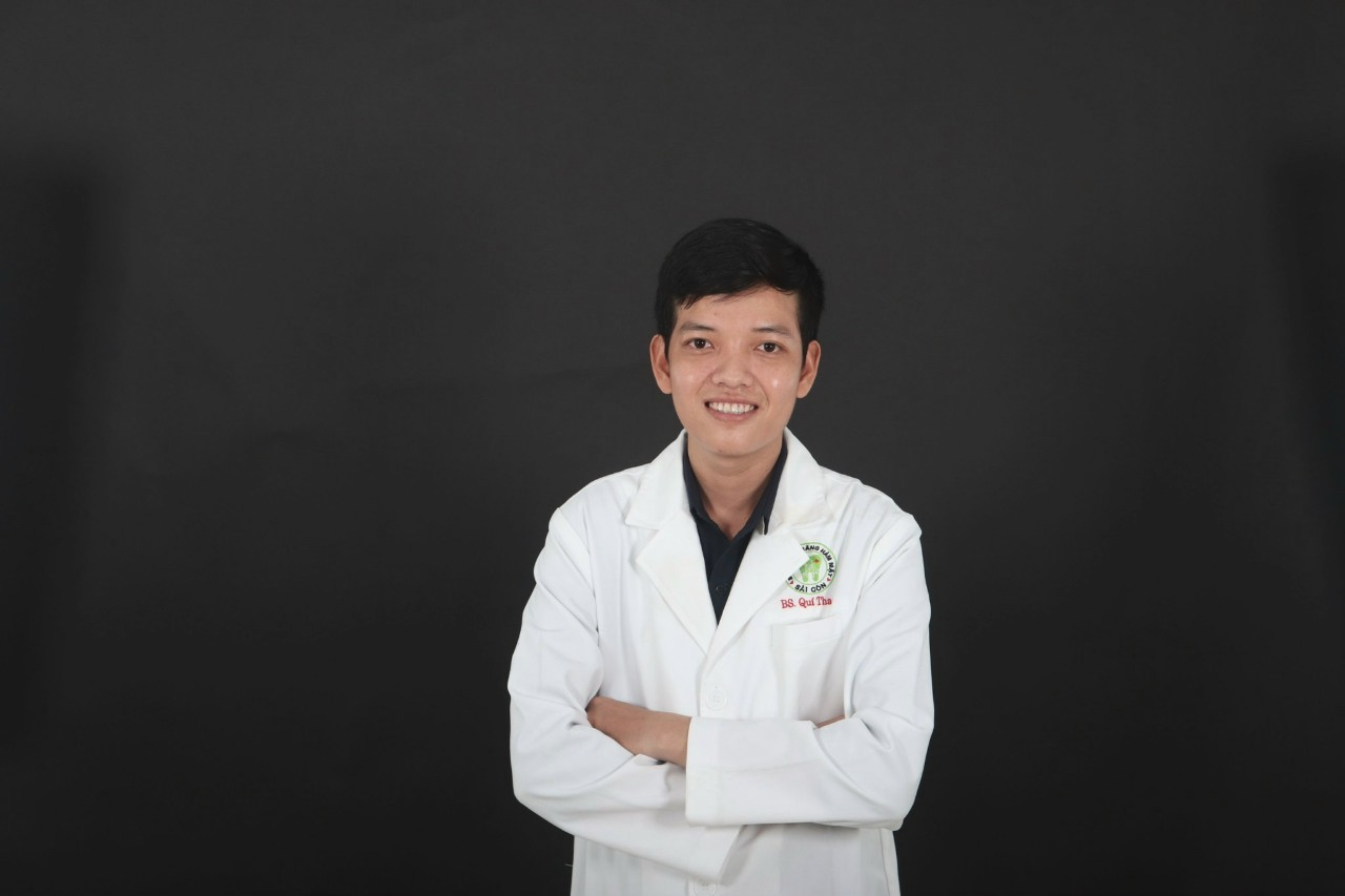 Bác sĩ Nguyễn Quí Thanh luôn làm việc phương châm “Bảo tồn răng thật cho bệnh nhân”