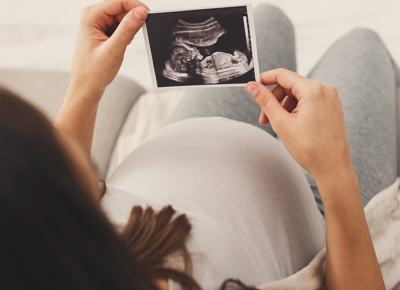 Mẹ bầu tuyệt đối không được bỏ qua các mốc siêu âm quan trọng ở tuần 12, 22 và 32 tuần. (Ảnh minh họa)